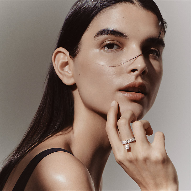 Kelly Cadenas ring, medium model | Hermès USA